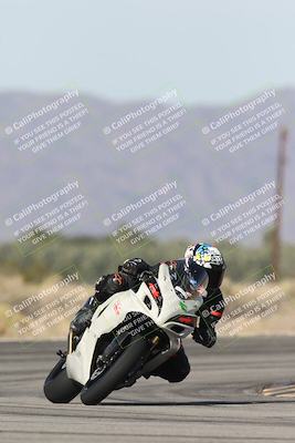 media/Nov-30-2025-TrackXperience (Sun) [[c0061d280f]]/3-Level 1/Session 3 (Turn 16)/